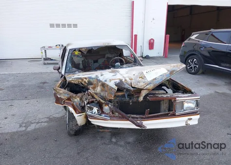 1981 Chevrolet El Camino из США, поврежденный, VIN 1GCCW80H1BR473940